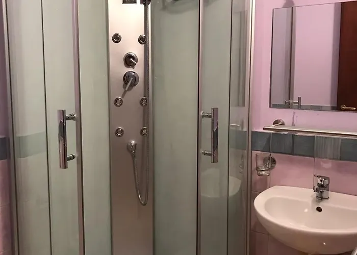 Nocleg ze śniadaniem Domo Papiros *