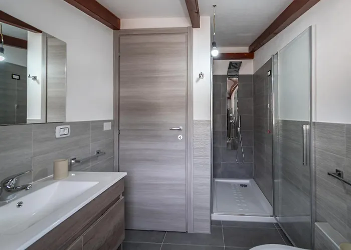 Domo Papiros * Siniscola