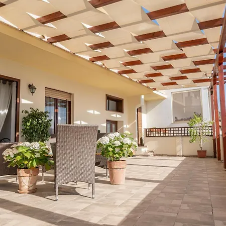 Bed & Breakfast Domo Papiros *