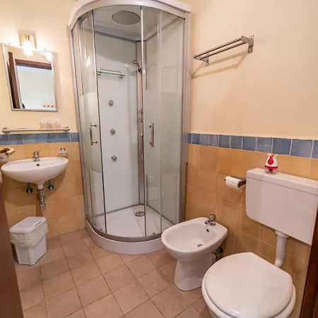 Bed & Breakfast Domo Papiros *