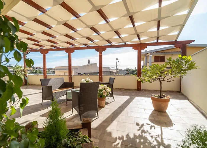 Domo Papiros فندق مبيت وإفطار *