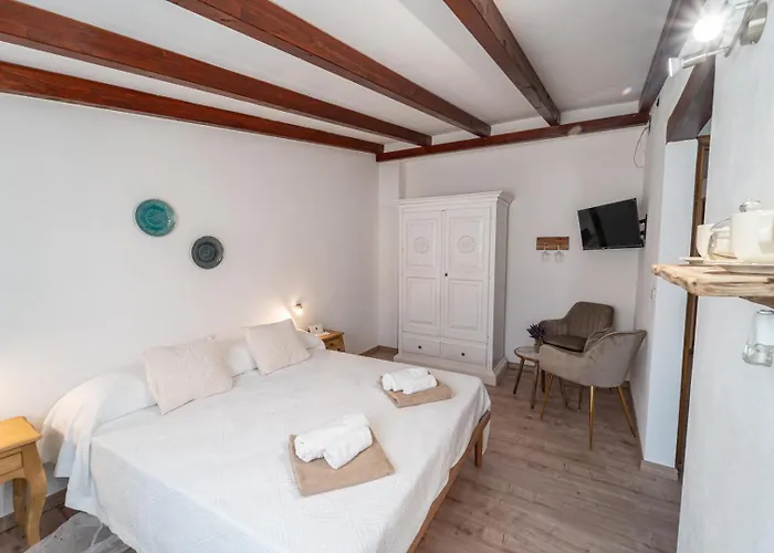 فندق مبيت وإفطار Domo Papiros سينيسكولا